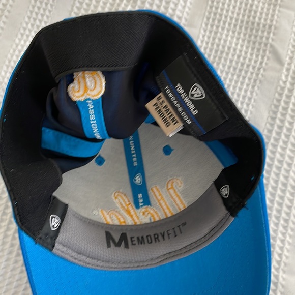 UCLA hat baseball - Picture 3 of 3